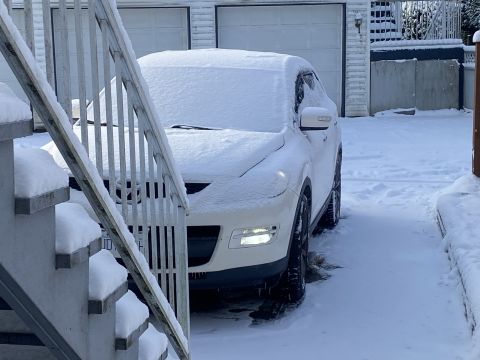 2009 Mazda CX-9 “Betty”