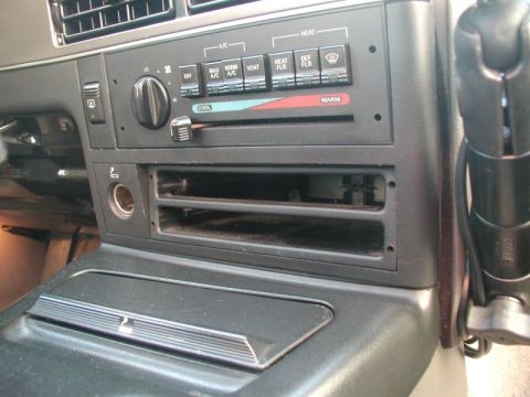 1990 Ford Thunderbird “SuperBlue”
