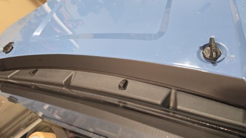 3M 2080 Dead Matte Black Vinyl -reduce sun glare from hood.