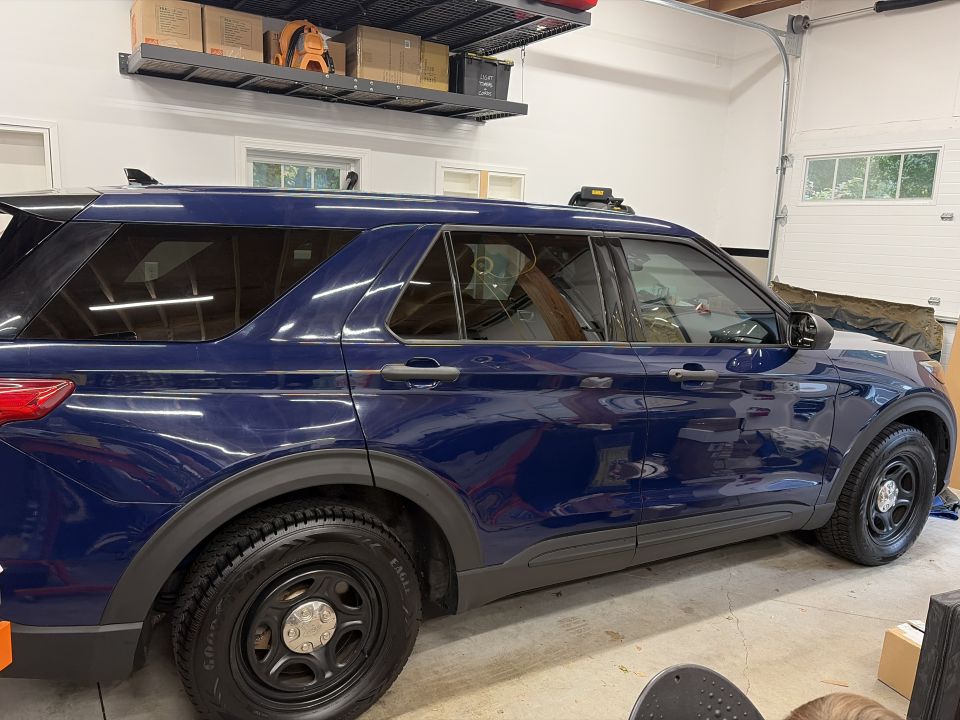 2001 Ford Crown Victoria photo