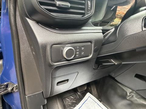 2001 Ford Crown Victoria