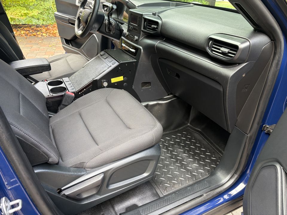 2001 Ford Crown Victoria photo