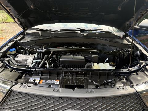2001 Ford Crown Victoria photo