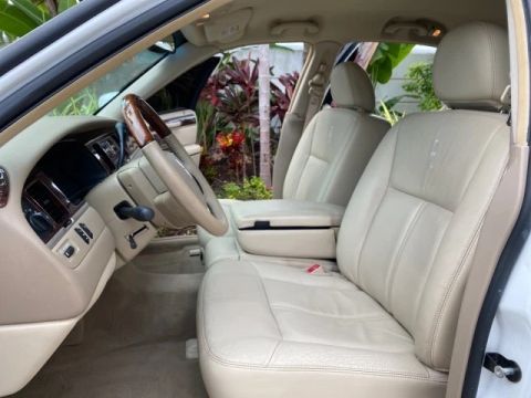 2010 Lincoln Town Car
