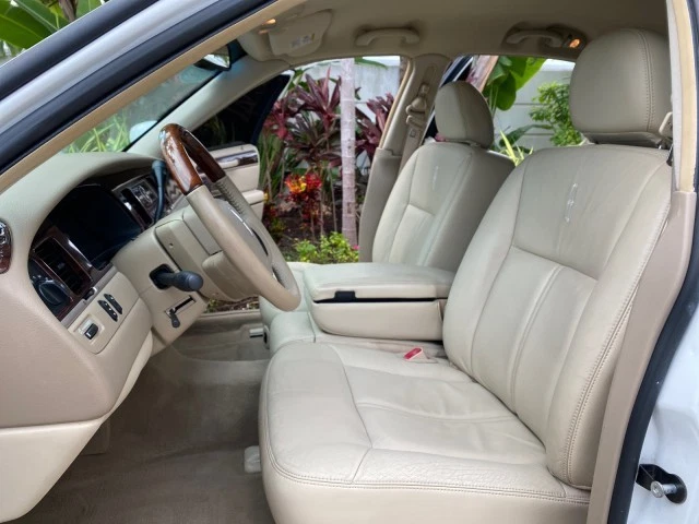 2010 Lincoln Town Car “TC”