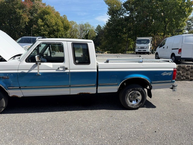 1995 Ford F-150 photo