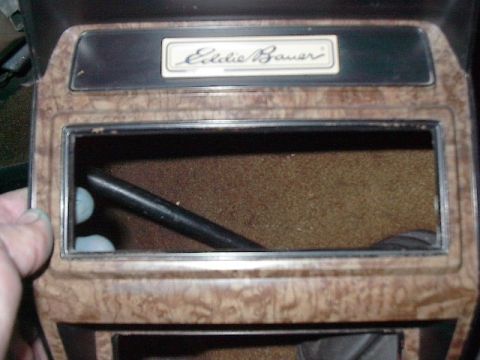 1986 Ford Bronco - Stereo cover plate didn't require cutting at all, though it was tempting.