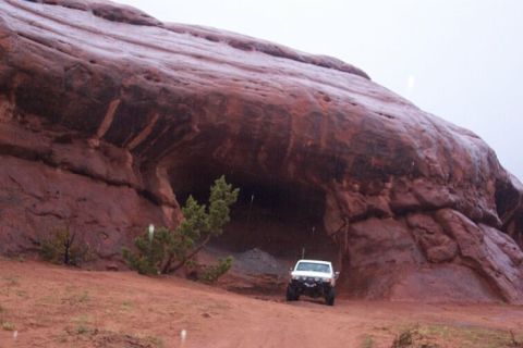1990 Ford Bronco - Moab 4/04 - camping in the rain