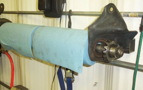 1990 Ford Bronco - The side gear is retained by a c-clip groove I cut