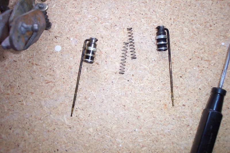 Metering rods and springs, dirty