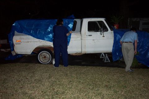 1992 Ford Bronco - Cover the back...