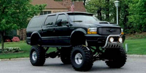 2001 Ford Excursion - I love the front end setup on this, i think it would look good on a custom street truck