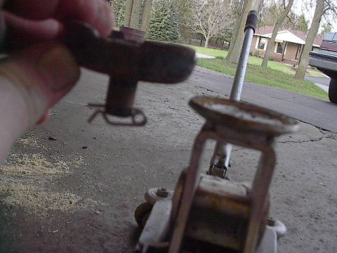 1986 Ford Bronco - Heck that was easier than torching it off. I may be able to use this as a jack again !