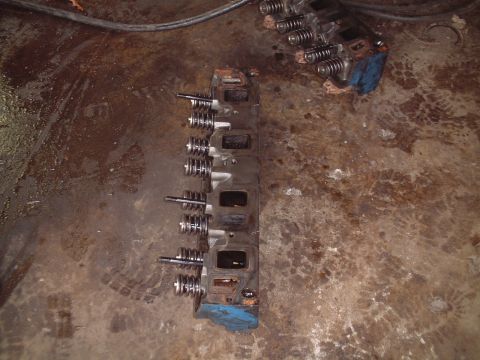 1967 Ford Galaxie - heads removed