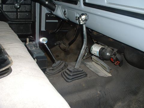 1975 Ford F-250 - b&m shift kit installed 2 years ago it is a C6 heavyduty.205 divorced transfercase, dana 44 heavy duty with closed knuckles in the front, d…