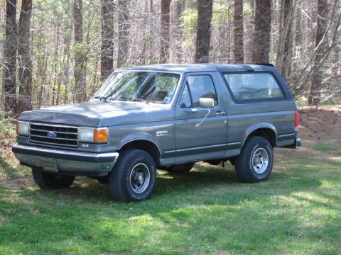 1990 Ford Bronco photo