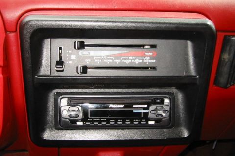1990 Ford Bronco photo