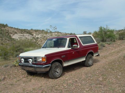 Table Mesa Road - 1990 Ford Bronco