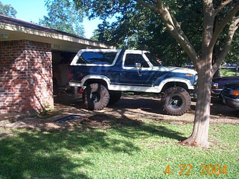 1986 Ford Bronco - all cleaned up