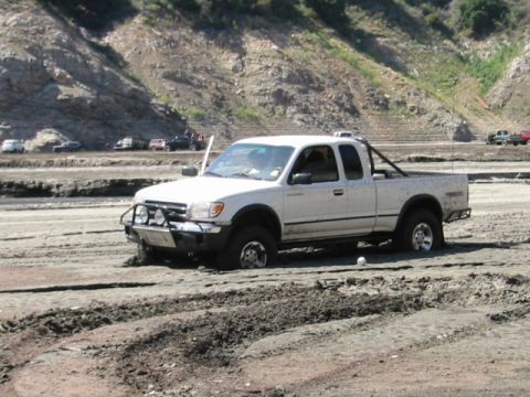 1985 Ford Bronco - brother stuck
