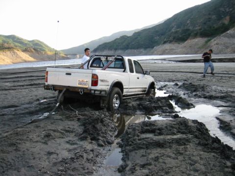 1985 Ford Bronco - brother stuck again