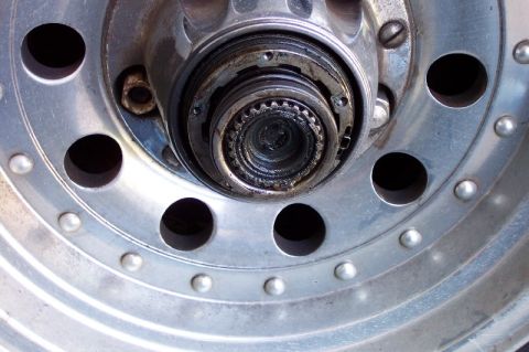 1992 Ford Bronco - Cap removed