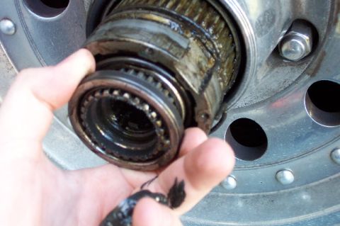 1992 Ford Bronco - Pull the hub out