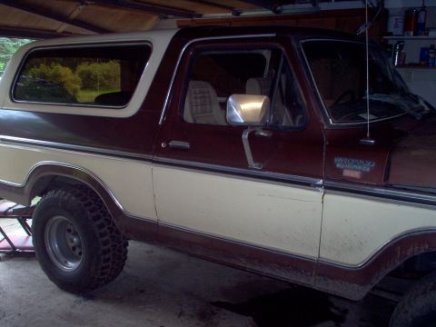 1979 Ford Bronco - This Ford Bronco features a two-tone paint scheme and a Ranger XLT trim level badge on the fender.