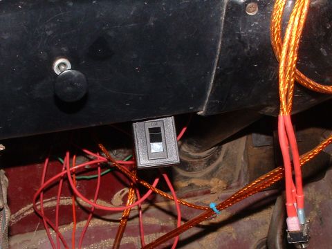 1979 Ford Bronco - power to the foot switch
