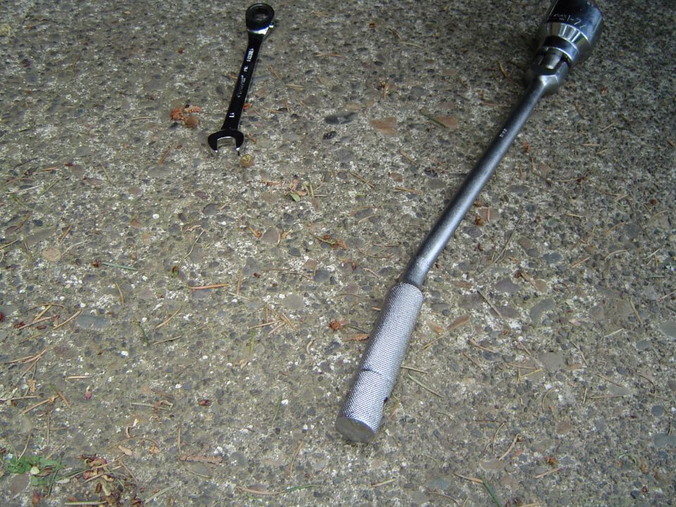 Bent my breaker bar taking off the big hub nut