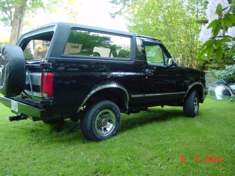 1995 Ford Bronco photo