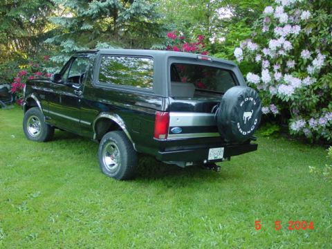1995 Ford Bronco photo