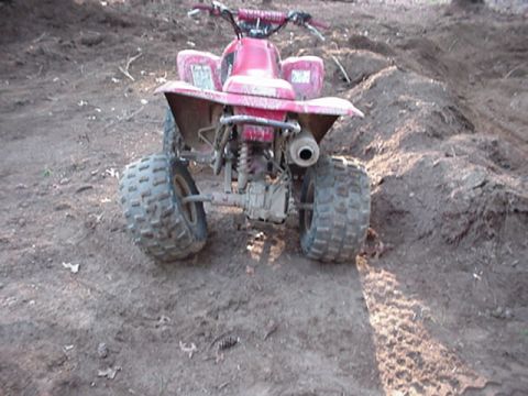 1993 Ford Bronco - damaged axle