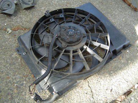 1989 Ford Bronco - Lincoln electric fan