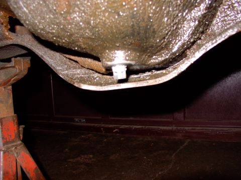 1986 Ford Bronco - New plug coated in anti-seize, bolted in and leakfree.