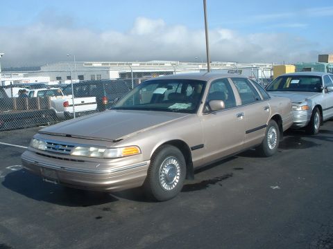 1999 Ford Crown Victoria - '96 Crown Vic. Former SGT. car.