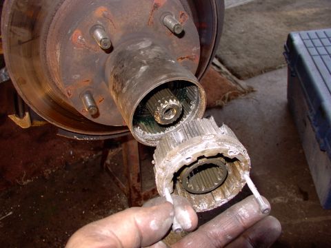 1986 Ford Bronco - This pulled out really easily with the alan screws to hold on to.