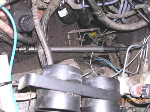 1994 Ford Bronco - shaft installed. Looks smaller, but feels much tighter. That rubber rag joint with 140K was way too pliable