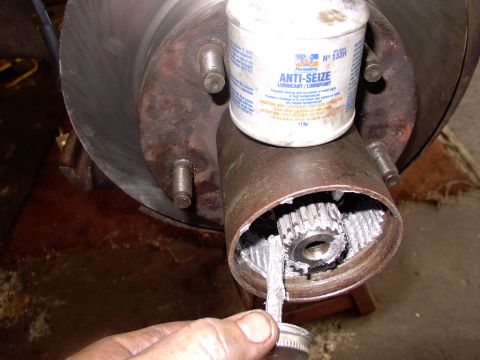 1986 Ford Bronco - After the bearing lock nut is torqued, clean out the remaining grease and coat everything in anti-seize. That's what works up here at -45,…