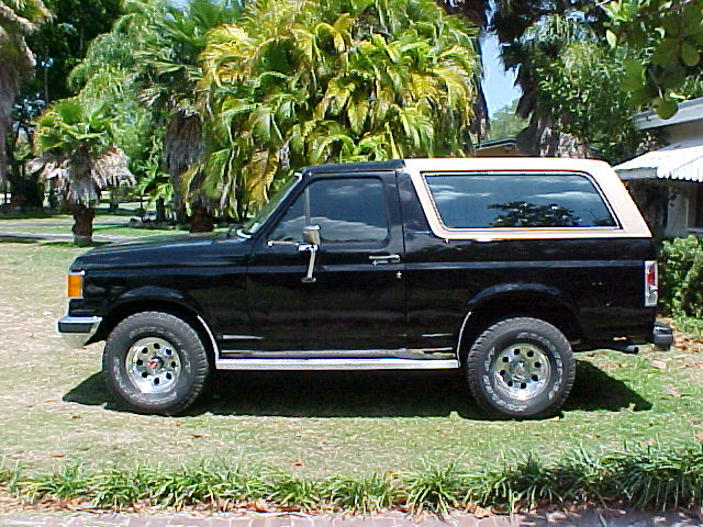 1987 Ford Bronco “Bronko”