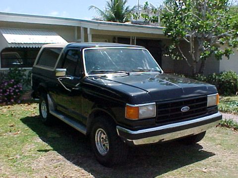 1987 Ford Bronco - Front