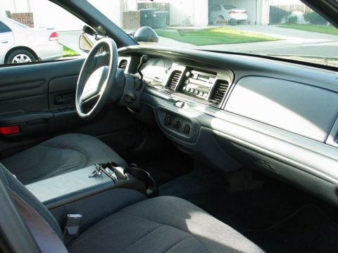 2000 Ford Crown Victoria - 1999 P71 (eBay) - 09