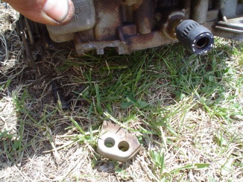 1981 Ford Bronco - It was like this when we unbolted it, no human error caused this. Just stress or the cold