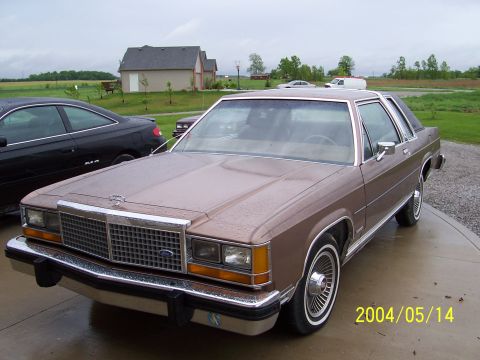 1982 Ford LTD Crown Victoria