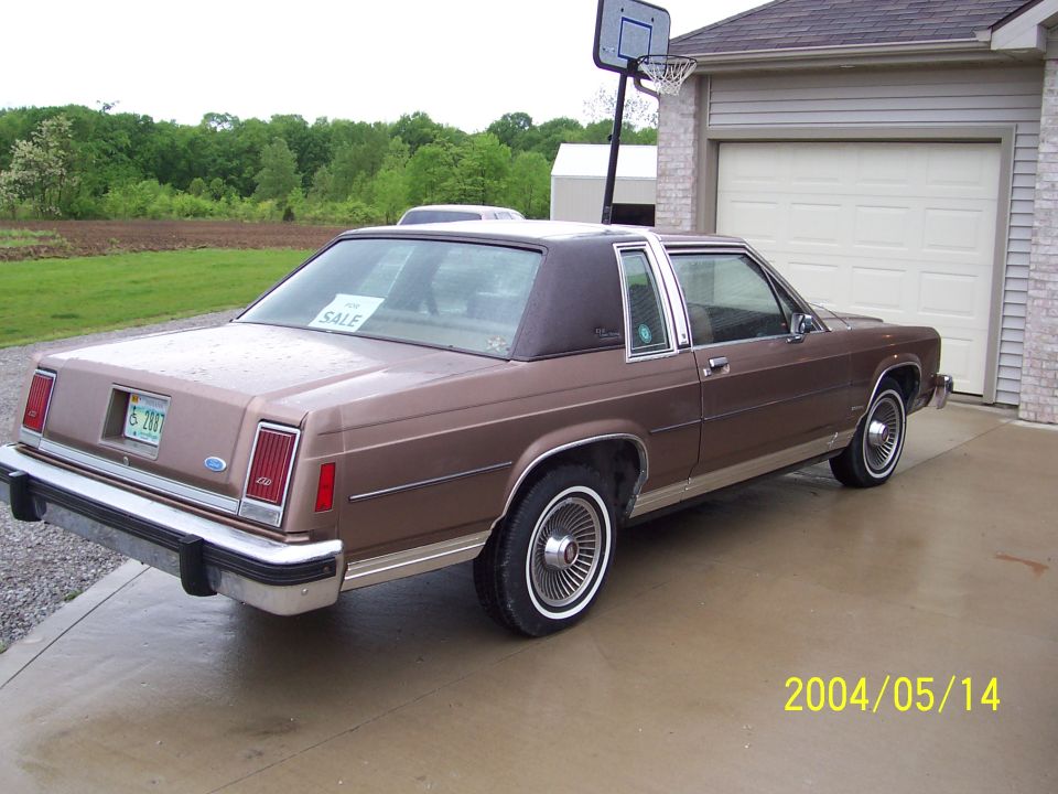 1982 Ford Crown Victoria LTD