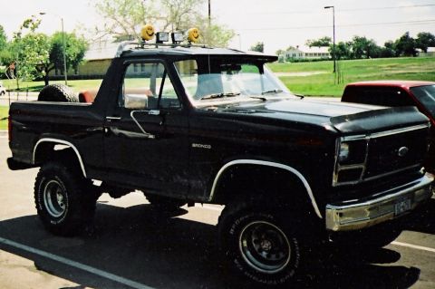 1985 Ford Bronco photo