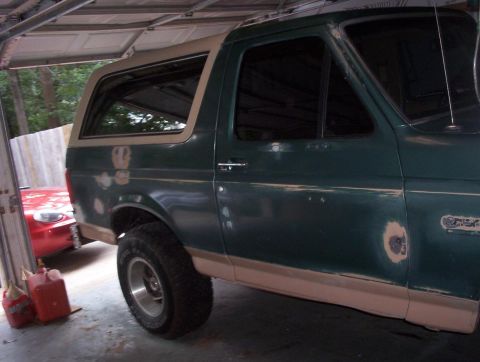 1989 Ford Bronco - all the dents filled in with bondo and sanded smooth