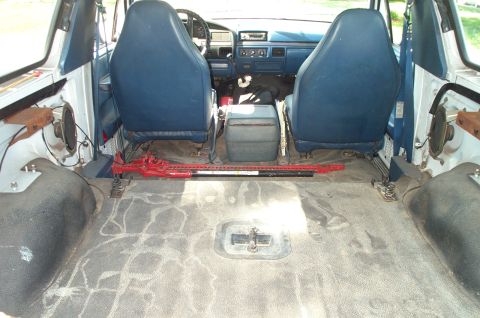 1995 Ford Bronco - here's some evidence of the depth of some water I was in. I ought to clean that.