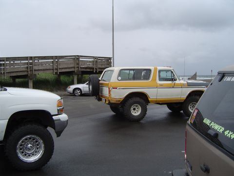 1989 Ford Bronco - Moving out