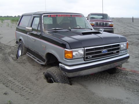 1989 Ford Bronco - Kinda stuck here